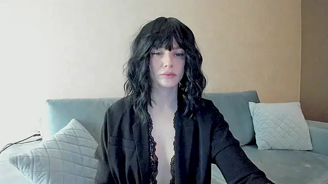 Shawty Sue online show from December 15, 1:17 pm