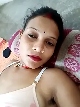 Snapshot of Chandni_Love143 chatting on September 23, 5:25 am Chandni Love143 online show from September 23, 5:25 am