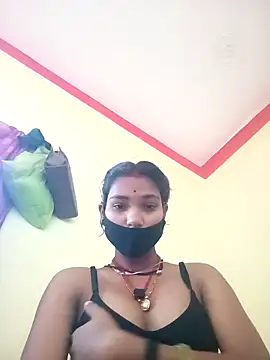 Snapshot of Chandni_Love143 chatting on December 1, 10:05 am Chandni Love143 online show from December 1, 10:05 am