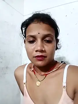 Snapshot of Chandni_Love143 chatting on September 20, 4:01 pm Chandni Love143 online show from September 20, 4:01 pm