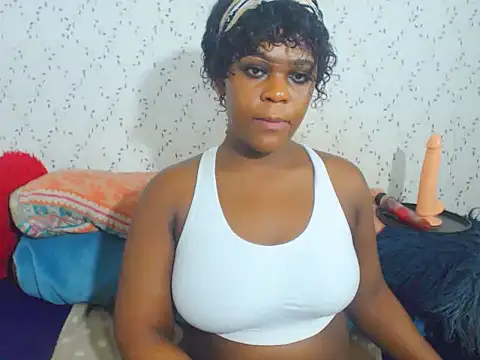 MiniMinaj online show from November 8, 6:44 pm