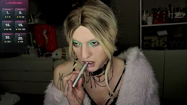 Kkkylie online show from February 23, 9:59 pm