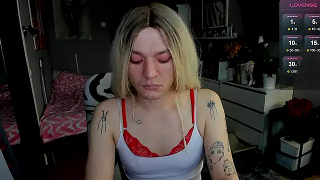 Snapshot of Kkkylie chatting on May 16, 4:00 am Kkkylie online show from May 16, 4:00 am