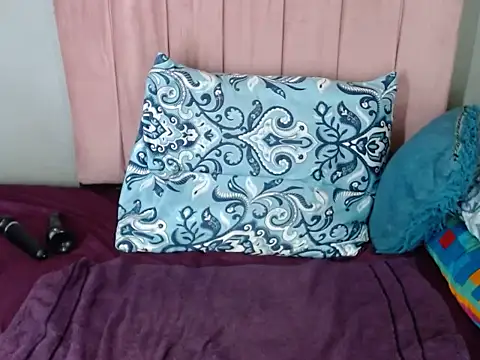 SWEETBERRYxXx online show from November 13, 12:58 am