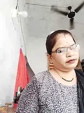 Bhavna hot online show from October 3, 9:33 am