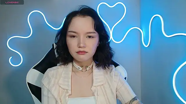Snapshot of DemiWildcat chatting on October 18, 9:00 am DemiWildcat online show from October 18, 9:00 am