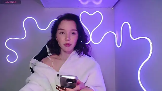 Snapshot of DemiWildcat chatting on October 7, 11:00 am DemiWildcat online show from October 7, 11:00 am