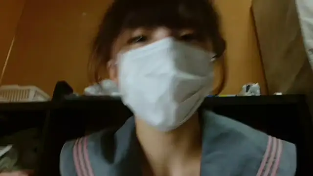 Snapshot of natsumiii chatting on September 16, 1:01 pm natsumiii online show from September 16, 1:01 pm