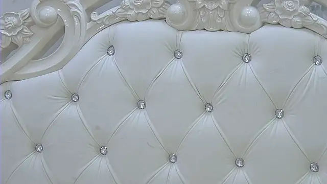 Snapshot of EllieFrosty_ chatting on November 11, 6:58 pm EllieFrosty online show from November 11, 6:58 pm