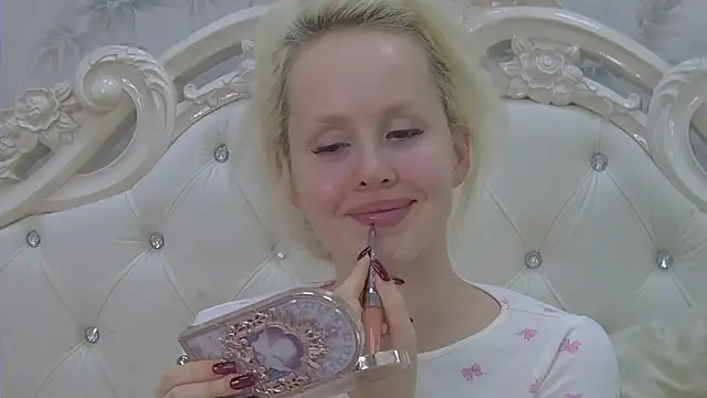 EllieFrosty  online show from February 2, 6:51 pm