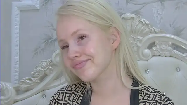 EllieFrosty  online show from April 30, 7:26 am