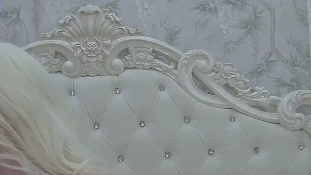 Snapshot of EllieFrosty_ chatting on September 24, 2:34 pm EllieFrosty online show from September 24, 2:34 pm