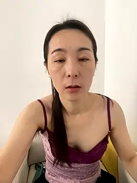 Snapshot of manmanyu520 chatting on November 16, 1:54 am manmanyu520 online show from November 16, 1:54 am