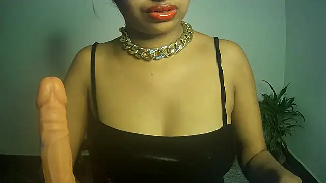 Minu Cam online show from May 28, 6:36 pm