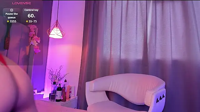 valeria rouse28 online show from November 14, 7:28 pm