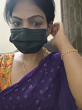 Snapshot of Rithya27 chatting on June 25, 6:02 pm Rithya27 online show from June 25, 6:02 pm