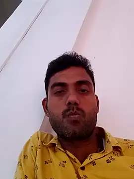 Snapshot of Sexy_men143 chatting on October 30, 9:40 am Sexy men143 online show from October 30, 9:40 am