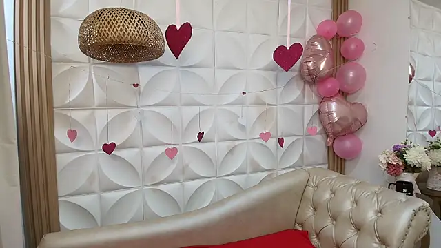 Lily rousee  online show from February 12, 12:49 pm