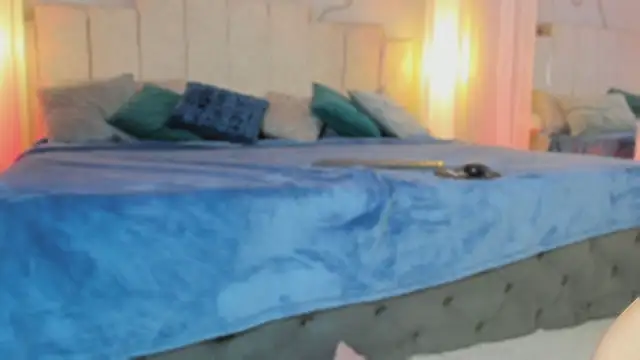 Kitana Clark online show from November 27, 7:36 pm