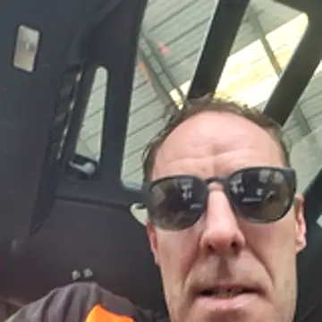 Snapshot of Mcnlrdam chatting on March 23, 8:47 am Mcnlrdam online show from March 23, 8:47 am