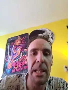 Snapshot of Mcnlrdam chatting on September 24, 3:29 pm Mcnlrdam online show from September 24, 3:29 pm