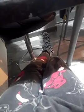 britishcock87 online show from December 5, 1:05 am