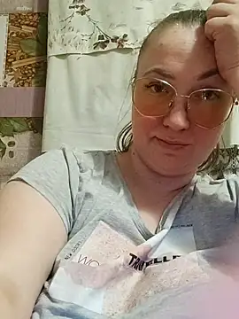 Snapshot of Kiss_Eva chatting on February 12, 5:16 pm Kiss Eva online show from February 12, 5:16 pm