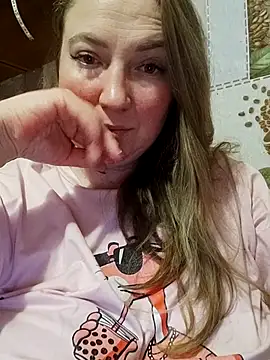 Kiss Eva online show from January 7, 4:12 pm