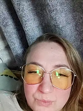 Snapshot of Kiss_Eva chatting on February 21, 10:26 pm Kiss Eva online show from February 21, 10:26 pm