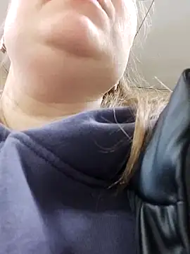 Kiss Eva online show from February 24, 10:16 am