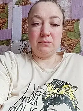 Kiss Eva online show from February 22, 8:49 am