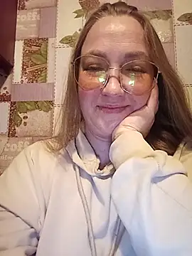 Kiss Eva online show from March 19, 5:13 pm