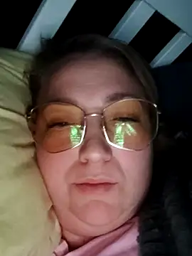 Snapshot of Kiss_Eva chatting on September 28, 10:39 pm Kiss Eva online show from September 28, 10:39 pm