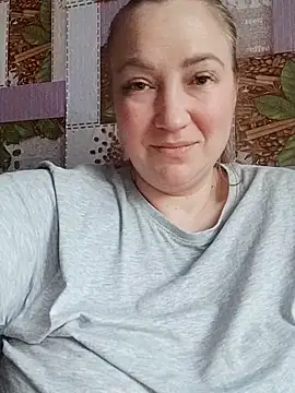 Kiss Eva online show from February 14, 3:01 pm