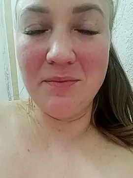 Snapshot of Kiss_Eva chatting on October 24, 8:19 pm Kiss Eva online show from October 24, 8:19 pm