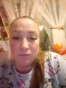 Kiss Eva online show from March 31, 6:32 pm