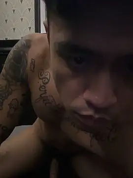 Snapshot of KarlKambing chatting on November 8, 5:27 pm KarlKambing online show from November 8, 5:27 pm