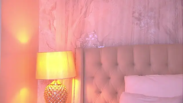 AshleyEvance online show from March 30, 6:37 am