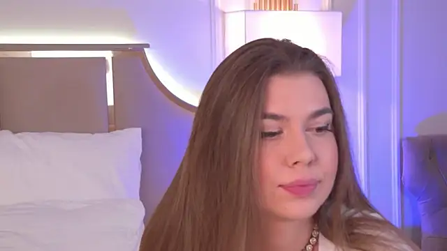 Snapshot of AshleyEvance chatting on December 2, 4:14 am AshleyEvance online show from December 2, 4:14 am