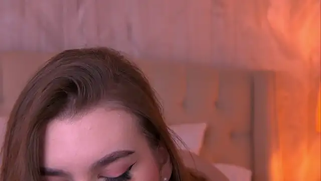 AshleyEvance online show from March 13, 6:29 am