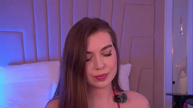 AshleyEvance online show from March 10, 6:50 am