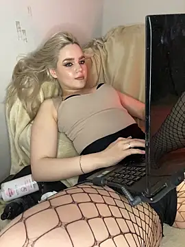 April Purr online show from April 1, 1:41 pm