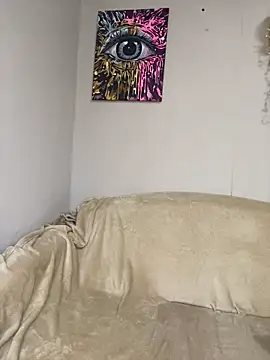 April Purr online show from April 1, 8:59 am