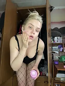 April Purr online show from May 9, 10:51 am