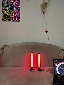 April Purr online show from March 23, 8:25 am