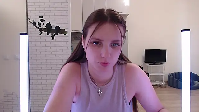 Leonaalove online show from April 15, 8:09 am