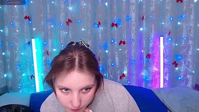 Leonaalove online show from February 6, 12:12 pm