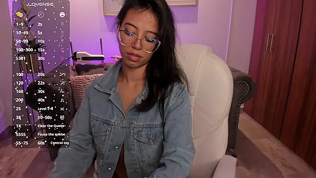 raven stonee online show from October 7, 3:18 am