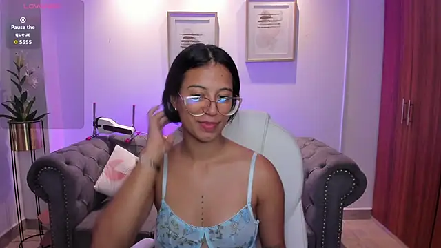 raven stonee online show from September 23, 3:13 am