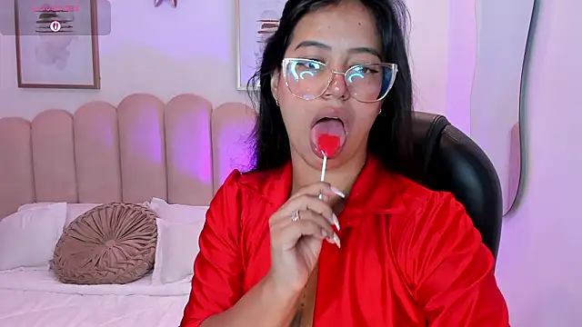 raven stonee online show from March 14, 11:11 pm